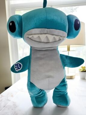 Build-A-Bear Shark Week 2018 Hammerhead Shark Plush Discovery Channel Exclusive
